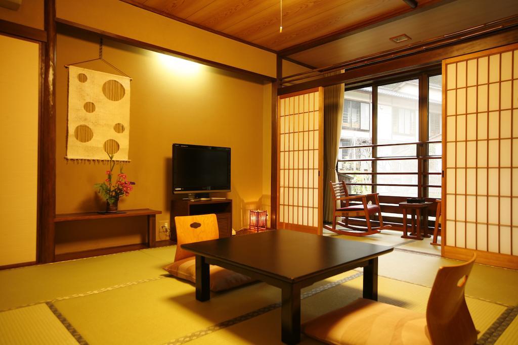 Yuraku Kinosaki Spa & Gardens Toyooka  Værelse billede